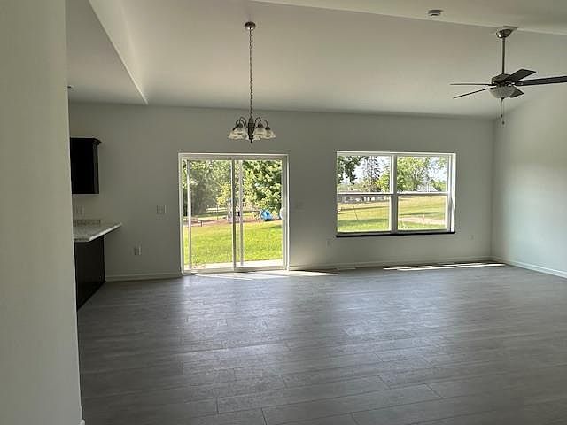 1st image of 632 Lake View Avenue