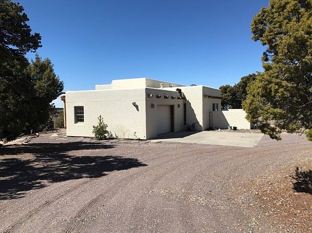 1st image of 15821 Pinyon Park Ln