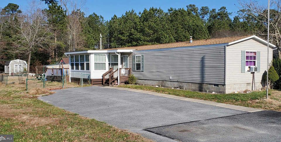 1st image of 22305 Raven Cir