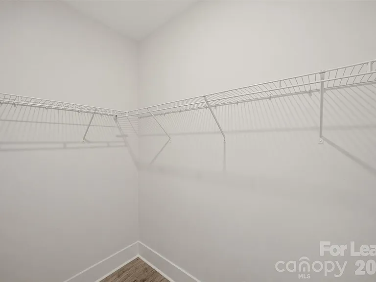 21216 Sanctuary Dr — Photo 22