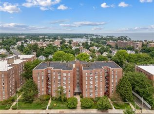 126 Church St APT 6J, New Rochelle, NY 10805