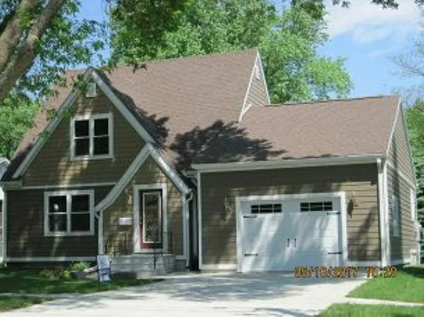 609 E Kennedy St, Algona, IA 50511
