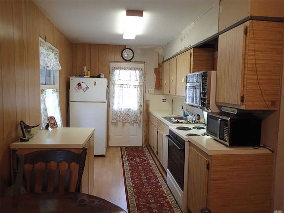 5th image of 34 6th Ave