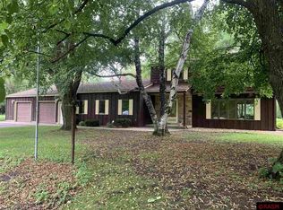 32774 730th Ave, Saint James, MN 56081