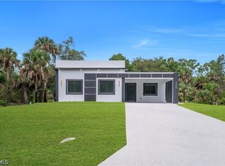 3304 E 15th St, Lehigh Acres, FL 33972