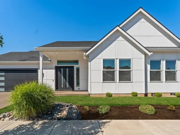 382 NE Lovrien Ave, Gresham, OR 97030