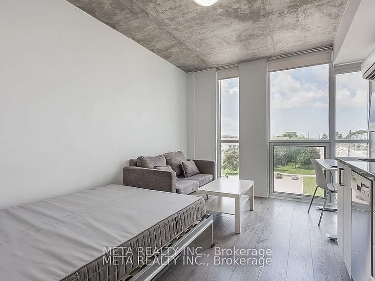 1900 Simcoe St N #530 — Photo 8