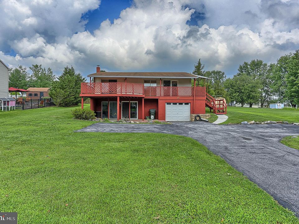 1st image of 14 Jackson Dr