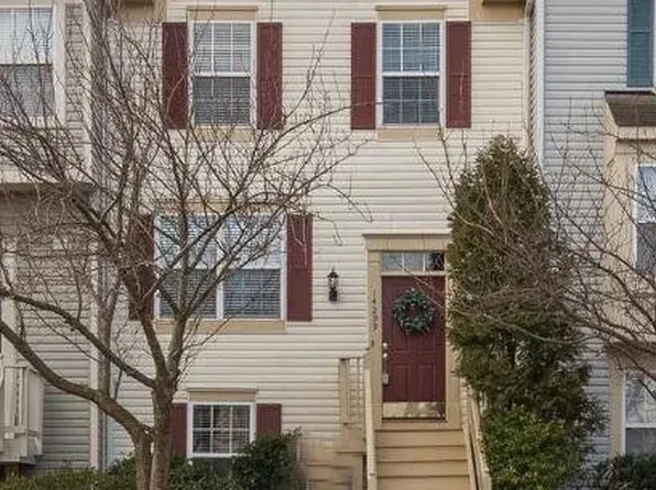 14299 Newbern Loop, Gainesville, VA 20155