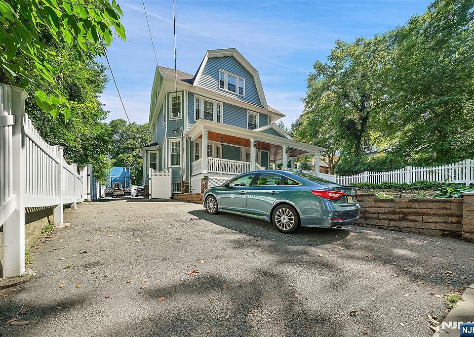 1st image of 103 W Fort Lee Rd
