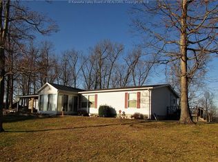 4101 Cabin Ridge Rd, Leon, WV 25123