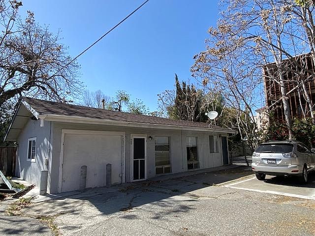 1st image of 465 S 10th St Unit 3