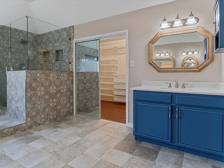 6752 Macintosh Dr — Photo 24