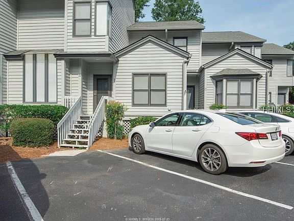 2nd image of 19 Lemoyne Ave APT 100