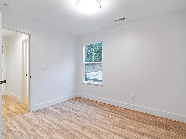 1621 Francis Rd — Photo 21