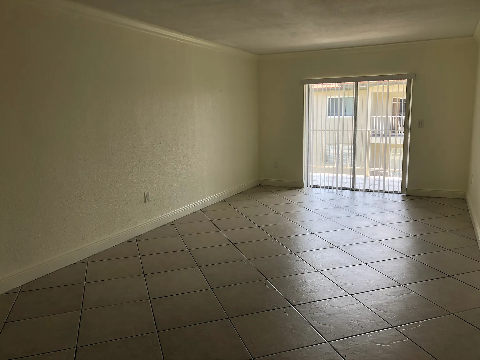Lake Placid Ct, Miami Lakes — Photo 2
