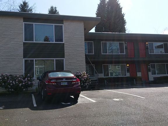 5th image of 1902-1924 SE Ash St #1912