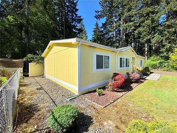 2nd image of 9900 Blomberg St SW Trailer 40