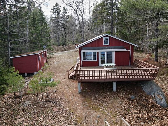 3rd image of 539 Turkey Tail Road