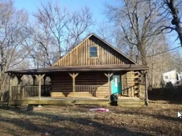 107 E Locust Grove Rd, Utica, KY 42376