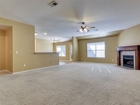 3rd image of 10213 Queensbury Dr