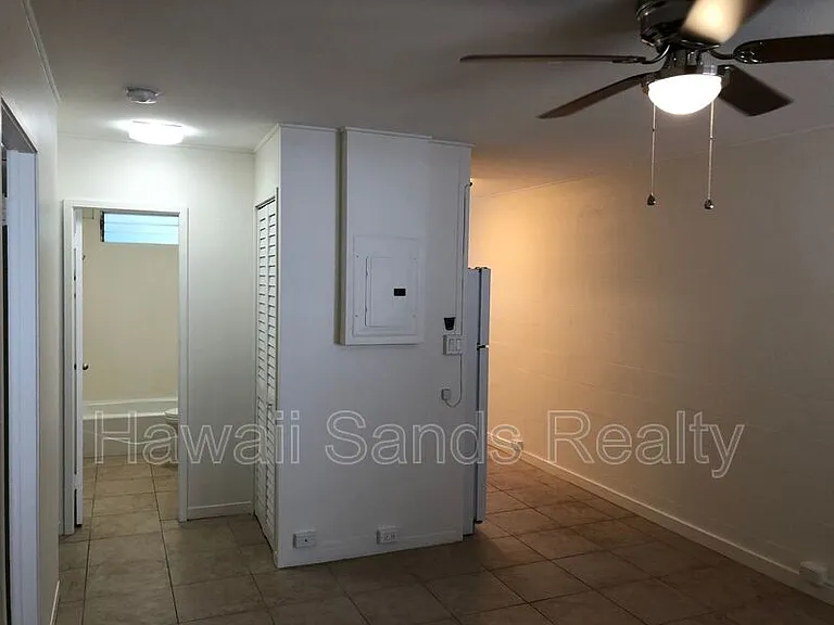 720 Birch St #D — Photo 5