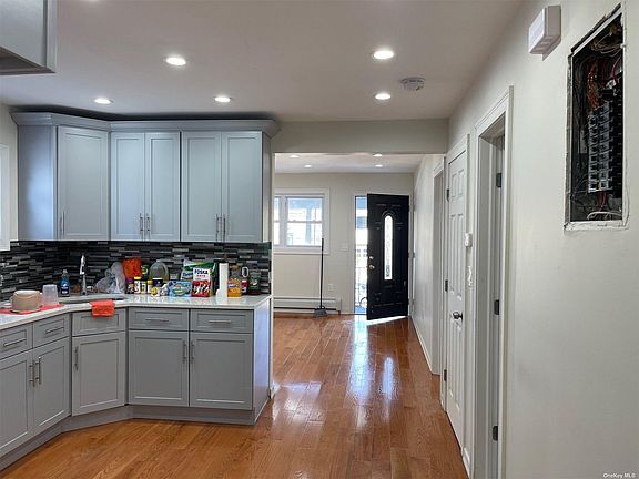 2nd image of 69-37 Hillmeyer Ave #2