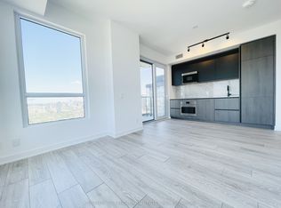108 Peter St #3913, Toronto, ON M5V 0W2