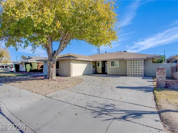 26 Jade Cir, Las Vegas, NV 89106
