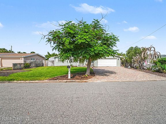 5th image of 2355 Reef Ave
