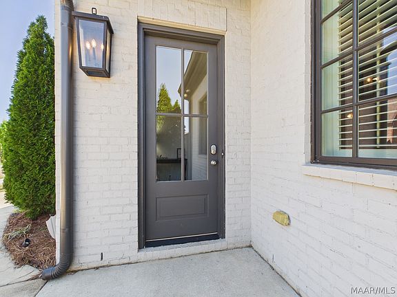 3rd image of 7064 Fain Park Dr