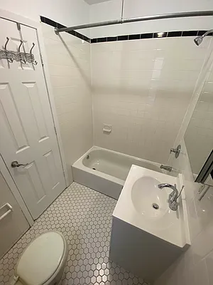 Rented by Level Group | media 16