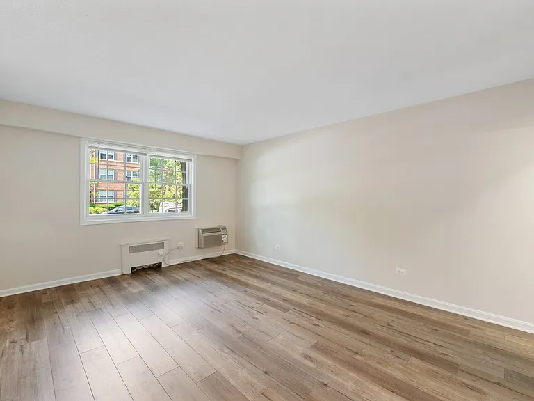 4402 N Pershing Dr #1 — Photo 9