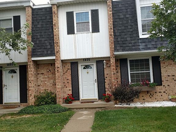 3rd image of 1405 Wexford Dr