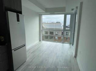 60 Princess St #914, Toronto, ON M5A 2C7