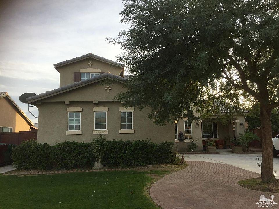 1st image of 83465 Ixtapa Ave