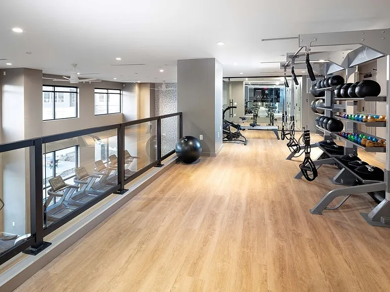 Two-level fitness center