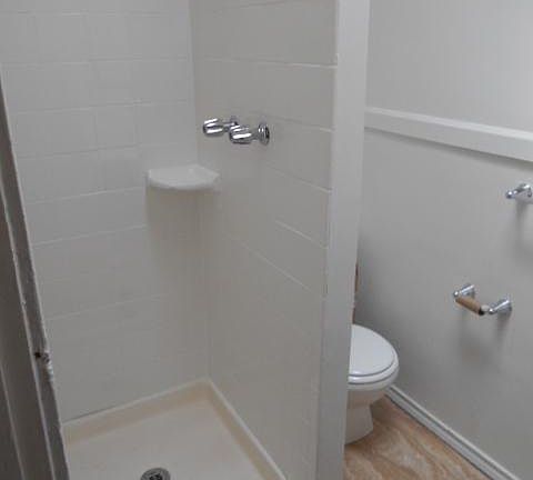 4th image of 821 E 25th Ave