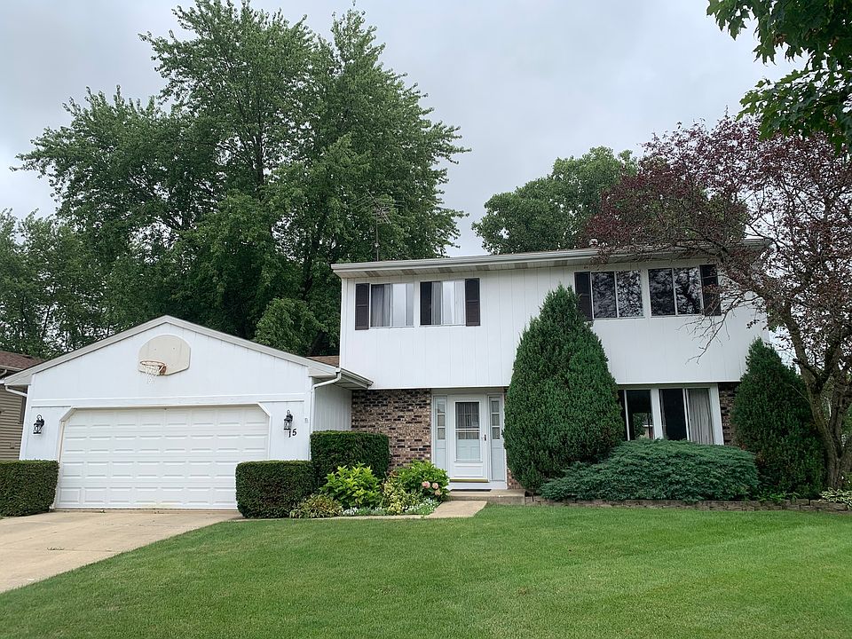 1st image of 15 Wedgewood Dr