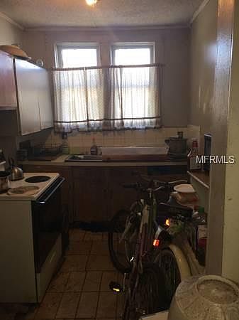 2nd image of 1019 W 12th St