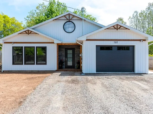 181 Campbell Rd N, Kentville, NS B4N 1Y3
