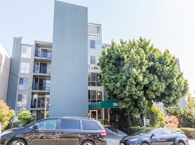 350 Vernon