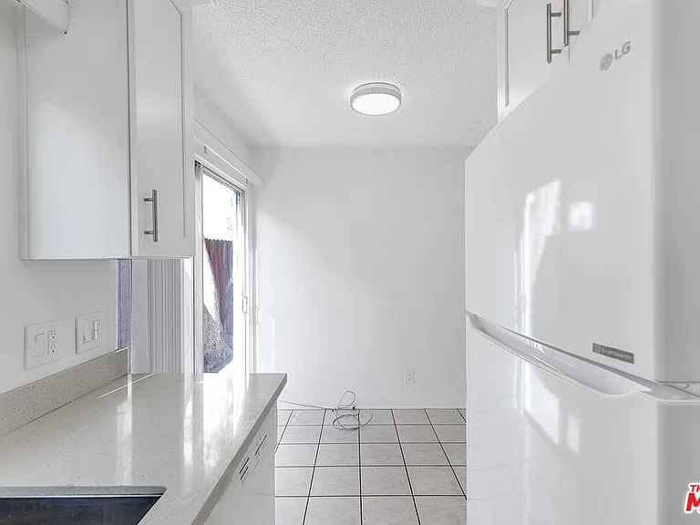 5524 Elmer Ave #3 — Photo 9