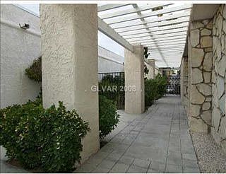 2nd image of 3188 Bel Air Dr