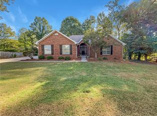249 Hunting Ct, Jonesboro, GA 30236