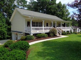 3584 Hunters Path Dr, Granite Falls, NC 28630