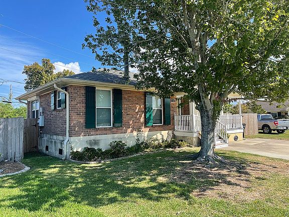 2nd image of 3300 E Catahoula Ct