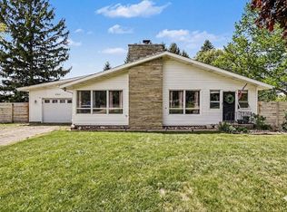 9010 73rd St, South Haven, MI 49090