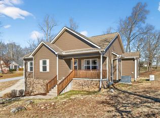 511 Cassie Ln, White Bluff, TN 37187