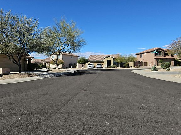 5th image of 39821 N Mill Creek Ct